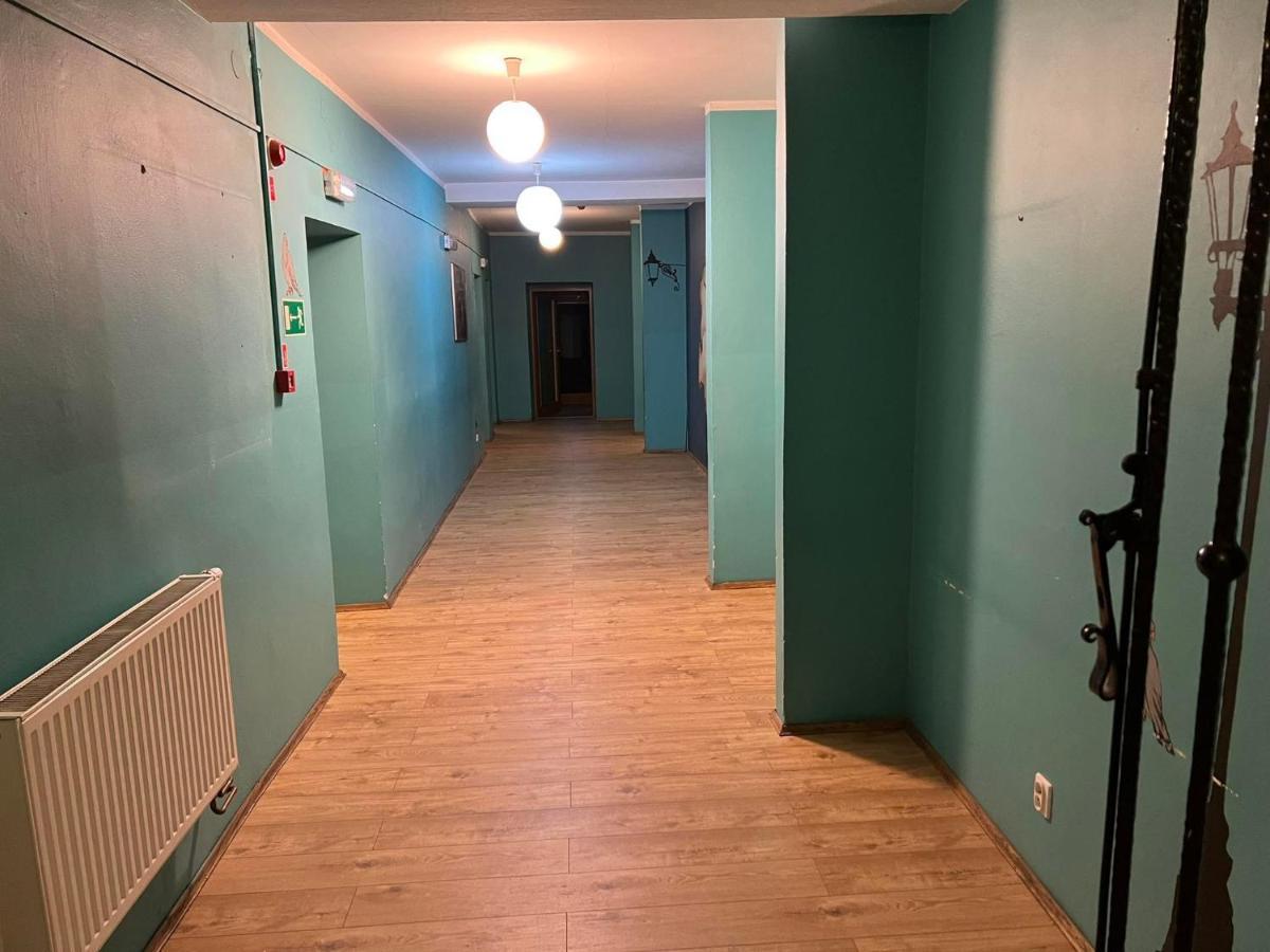 50 People Bis Apartment Красков Екстериор снимка